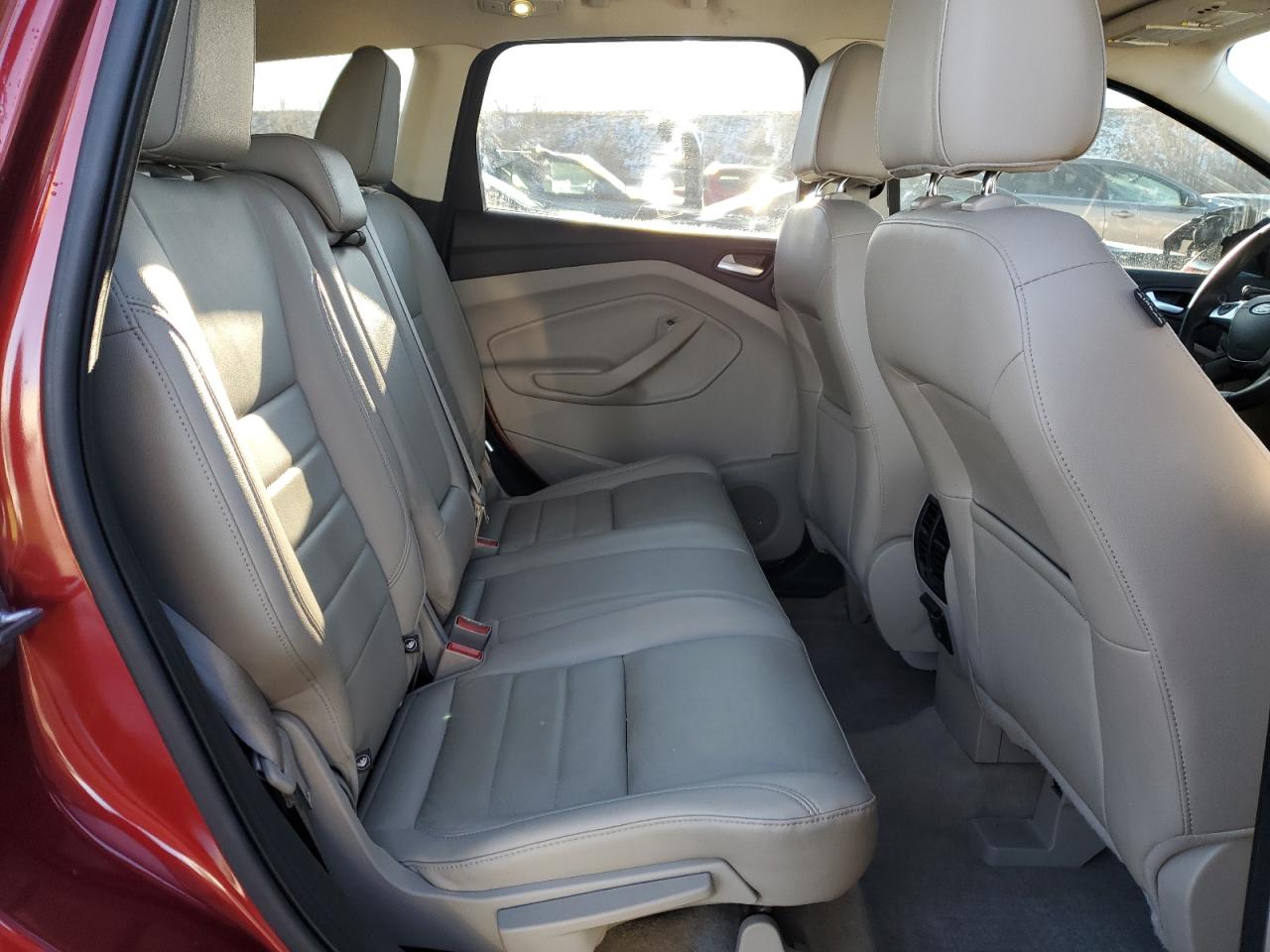 2015 Ford Escape - Image 11