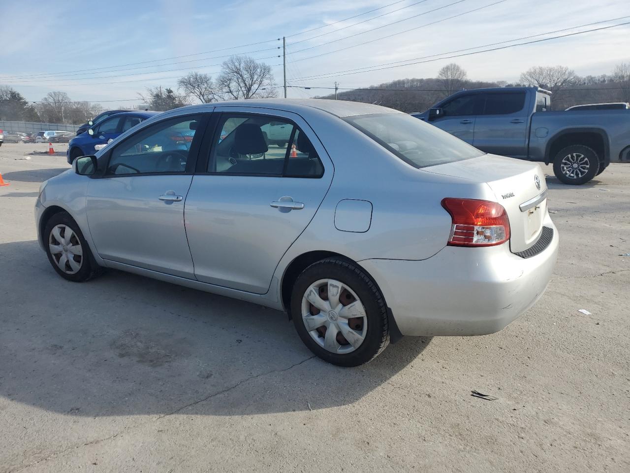2008 Toyota Yaris - Image 2