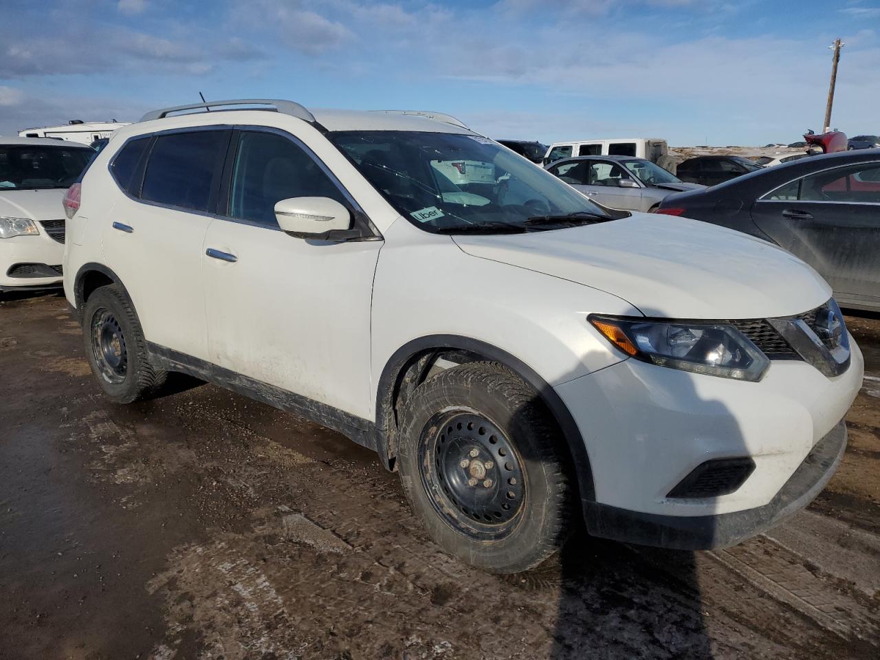 2015 Nissan Rogue - Image 4