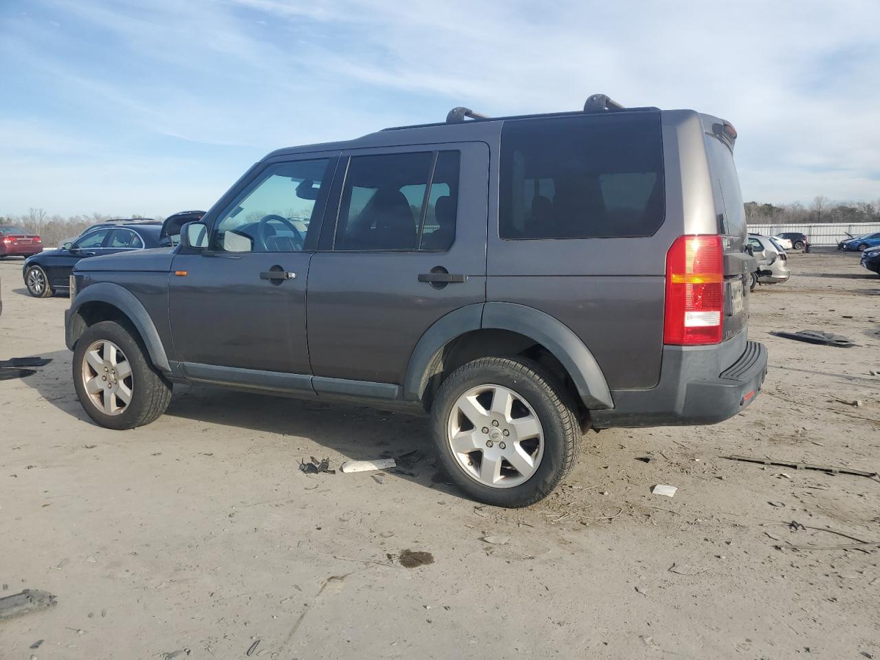 2006 Land Rover LR3 - Image 2