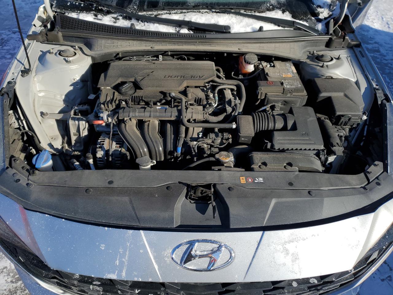 2021 Hyundai Elantra - Image 11