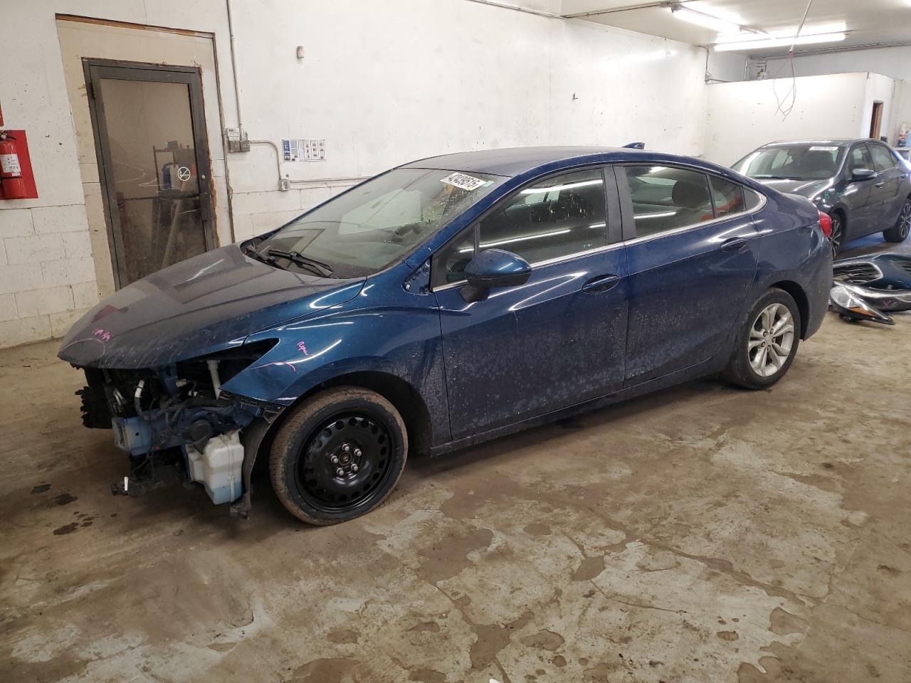 2019 Chevrolet Cruze - Image 1