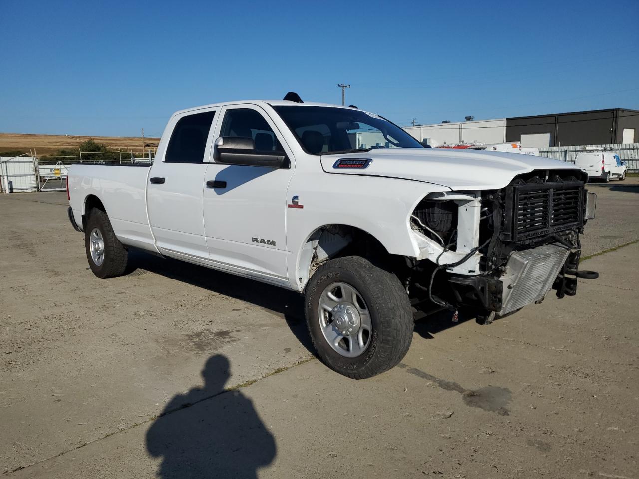 2022 RAM 3500 - Image 4