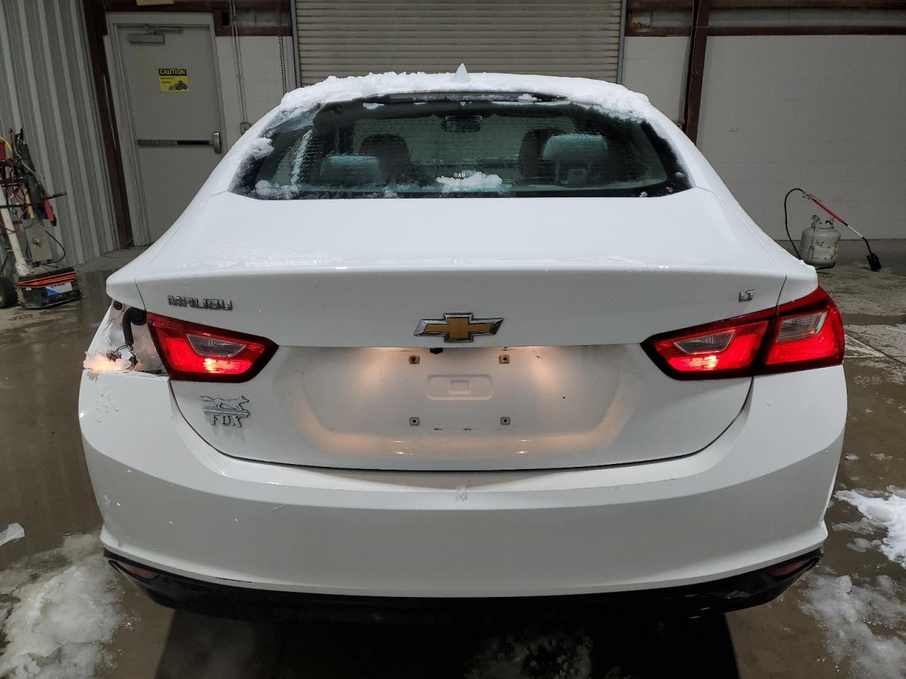 2016 Chevrolet Malibu - Image 6