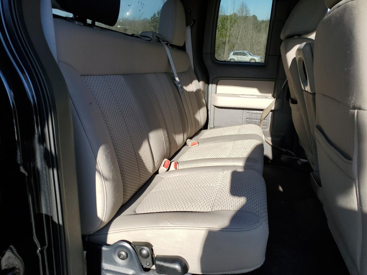 2010 Ford F-150 - Image 11