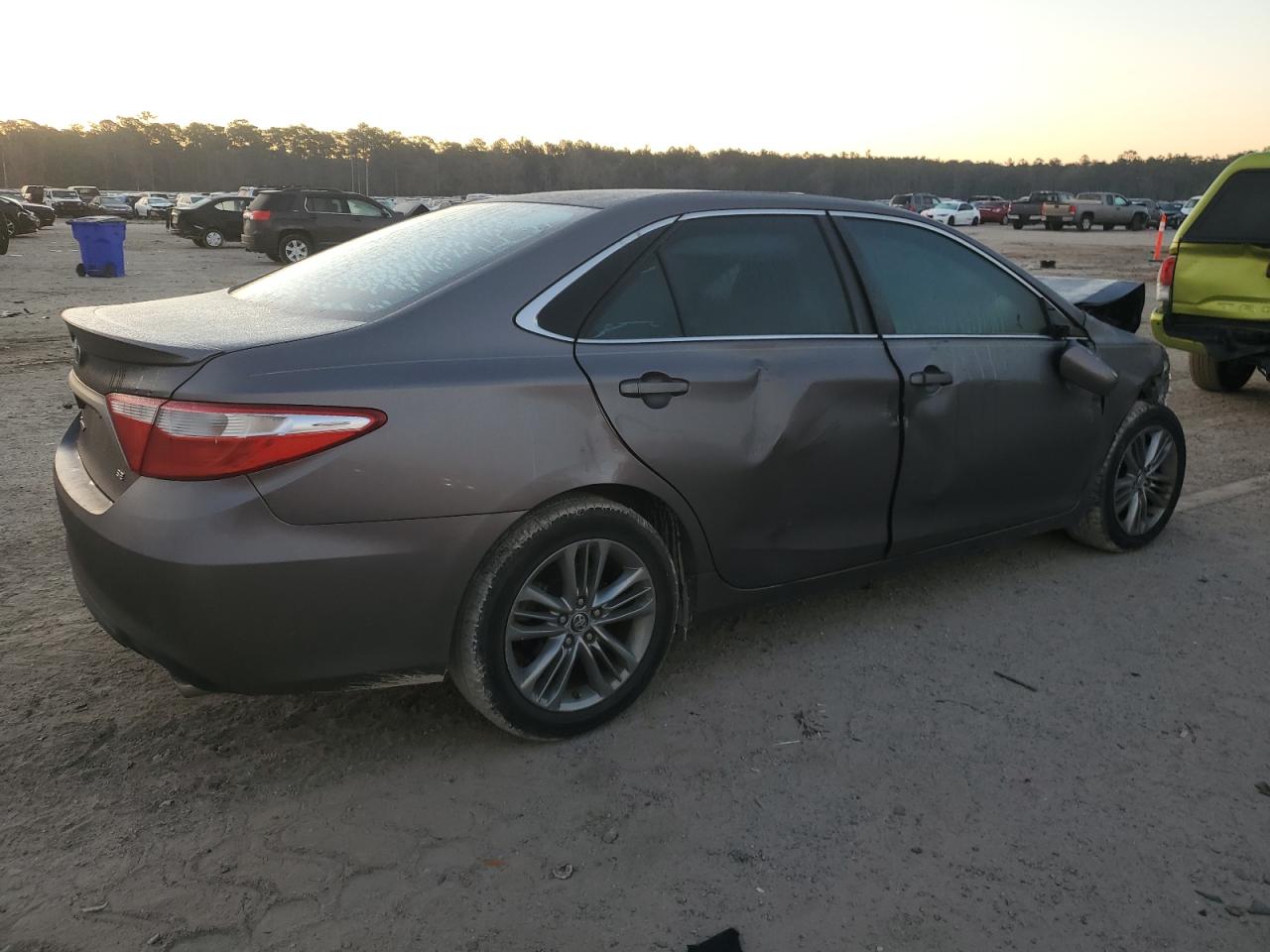 2015 Toyota Camry - Image 3