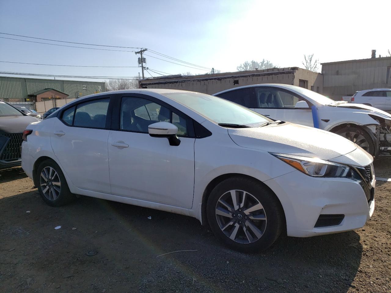 2020 Nissan Versa - Image 4