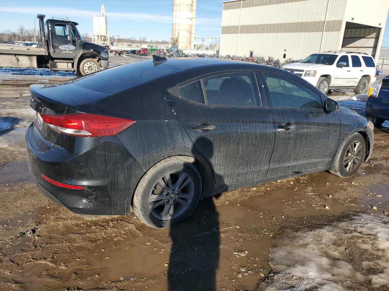 2017 Hyundai Elantra - Image 3