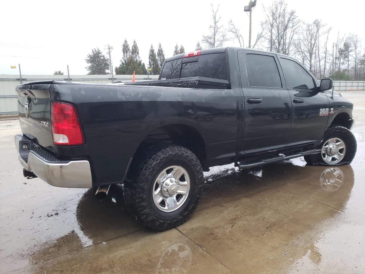2016 RAM 2500 - Image 3