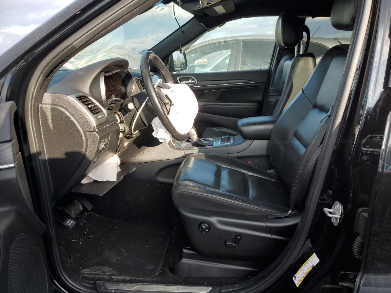 2020 Jeep Grand Cherokee - Image 7