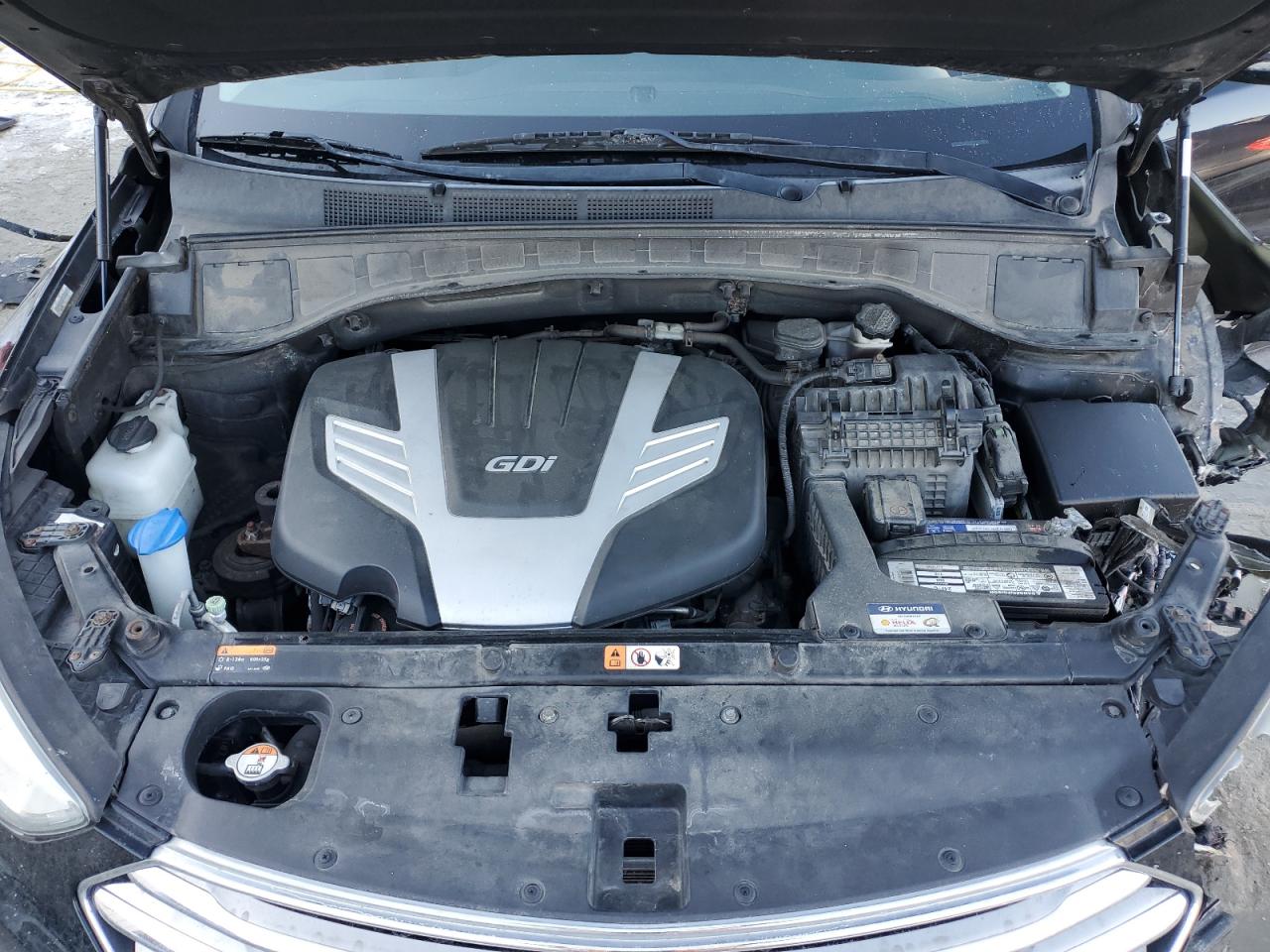 2013 Hyundai Santa Fe - Image 12