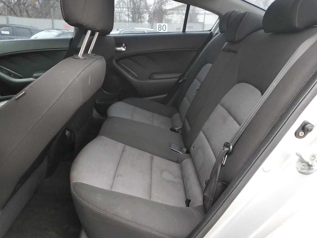 2014 Kia Forte - Image 10