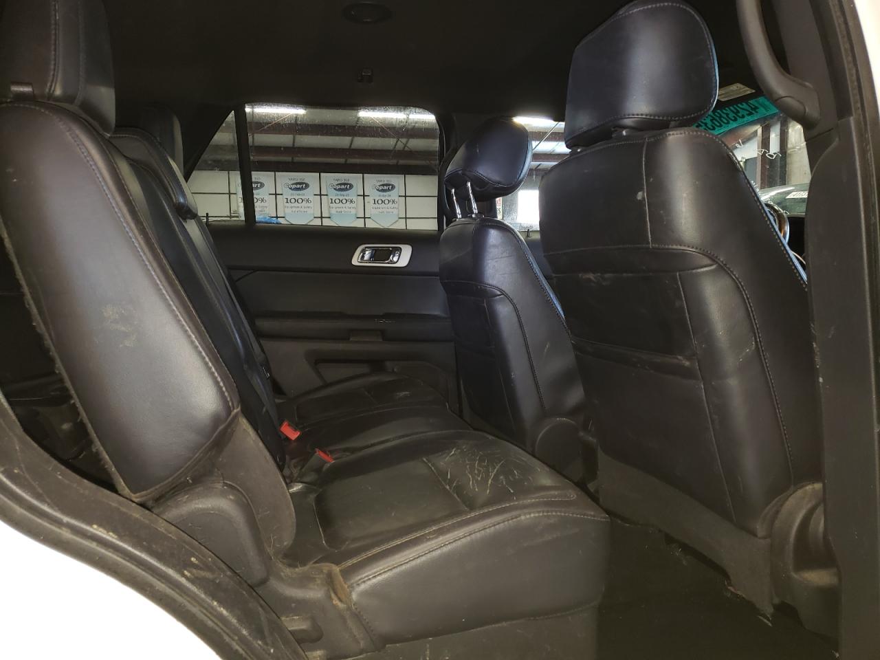 2012 Ford Explorer - Image 11