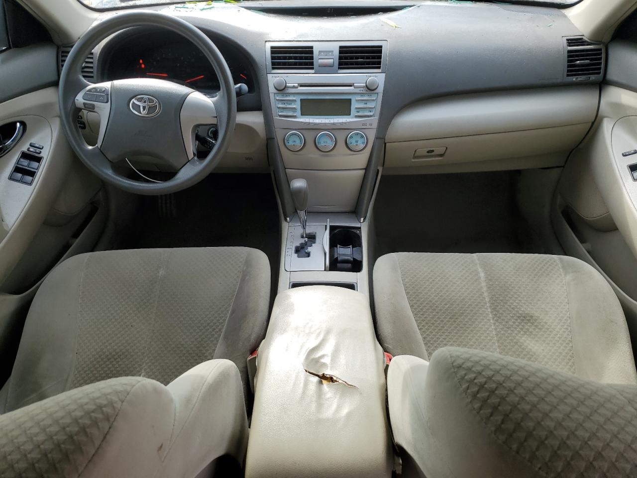 2009 Toyota Camry - Image 8
