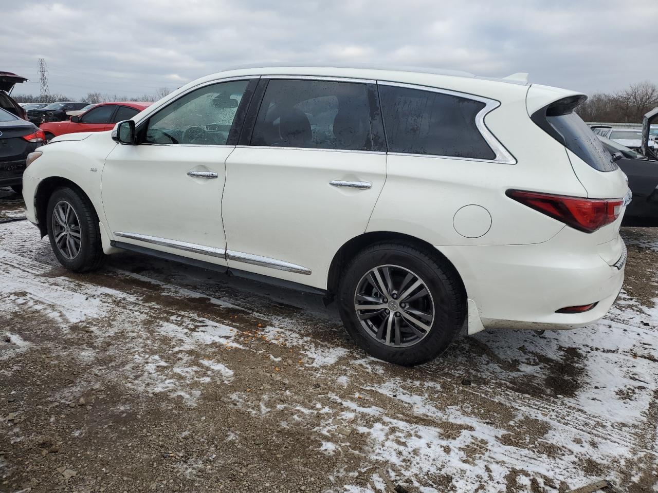 2016 Infiniti QX60 - Image 2