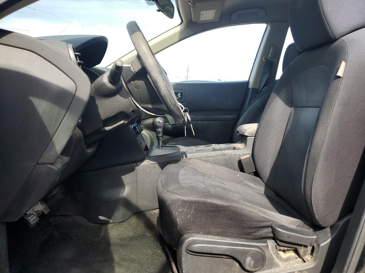 2015 Nissan Rogue - Image 7