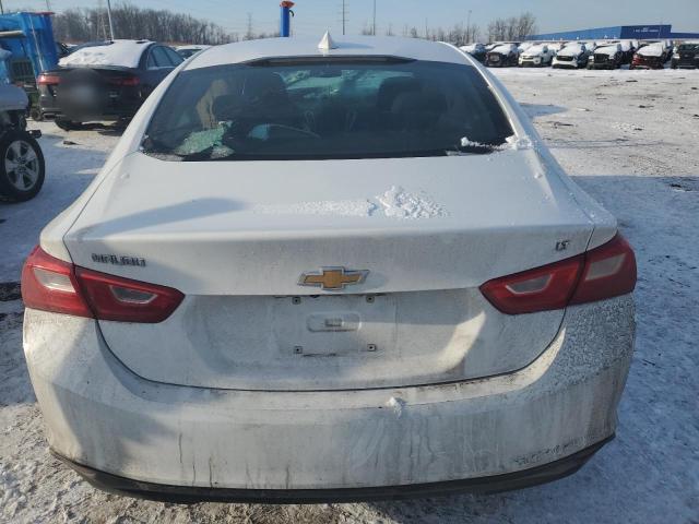  CHEVROLET MALIBU 2018 Белы