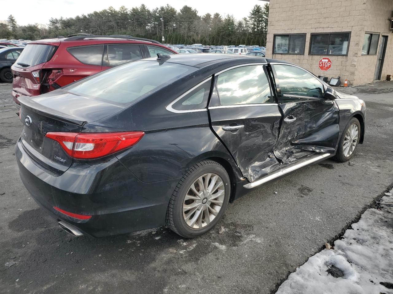 2015 Hyundai Sonata - Image 3