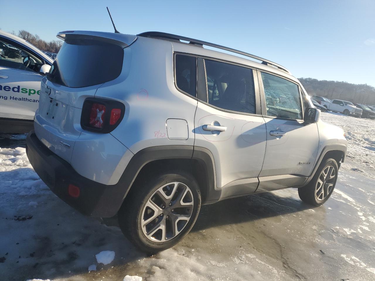 2016 Jeep Renegade - Image 3