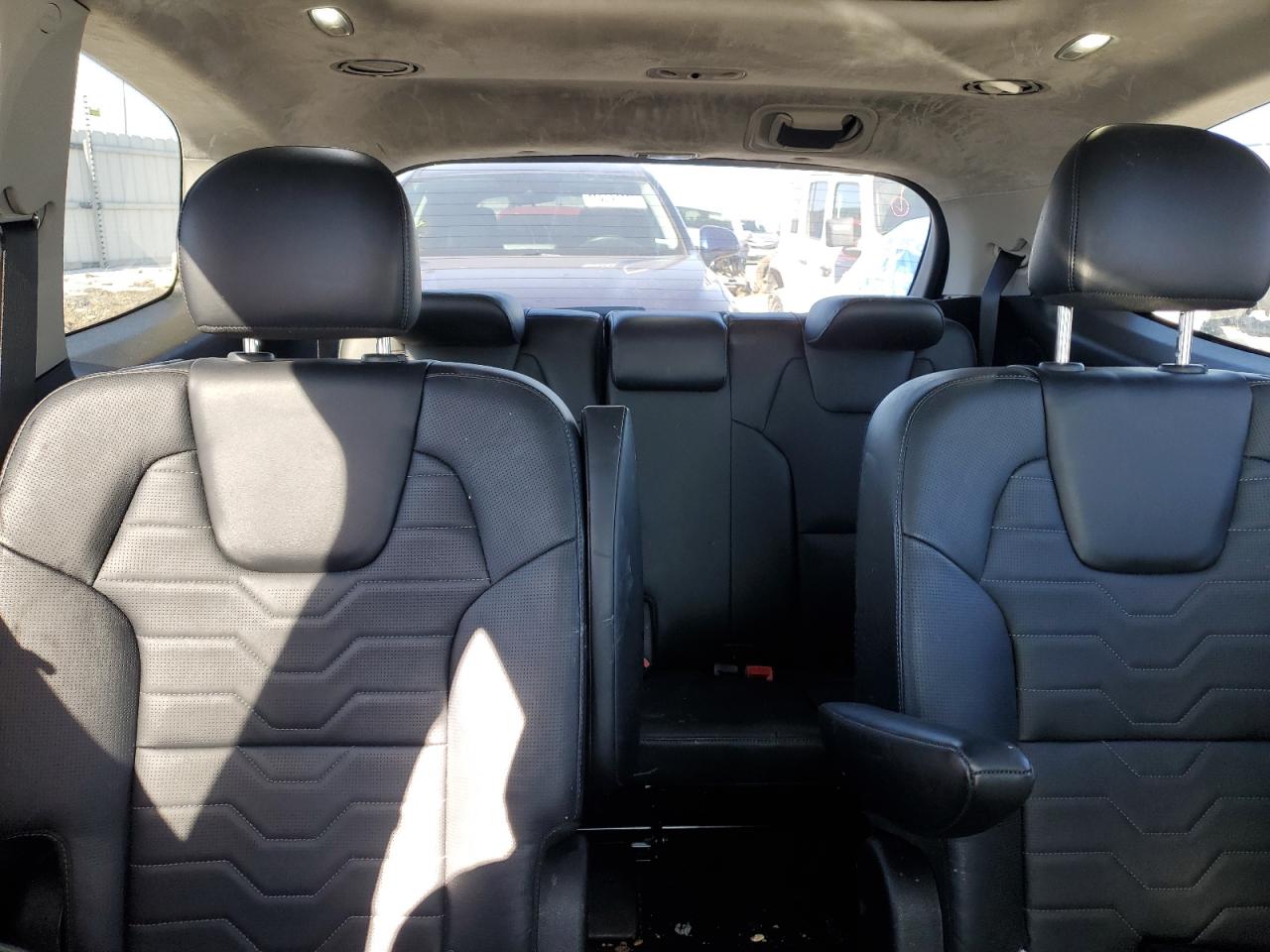 2022 Kia Telluride - Image 10