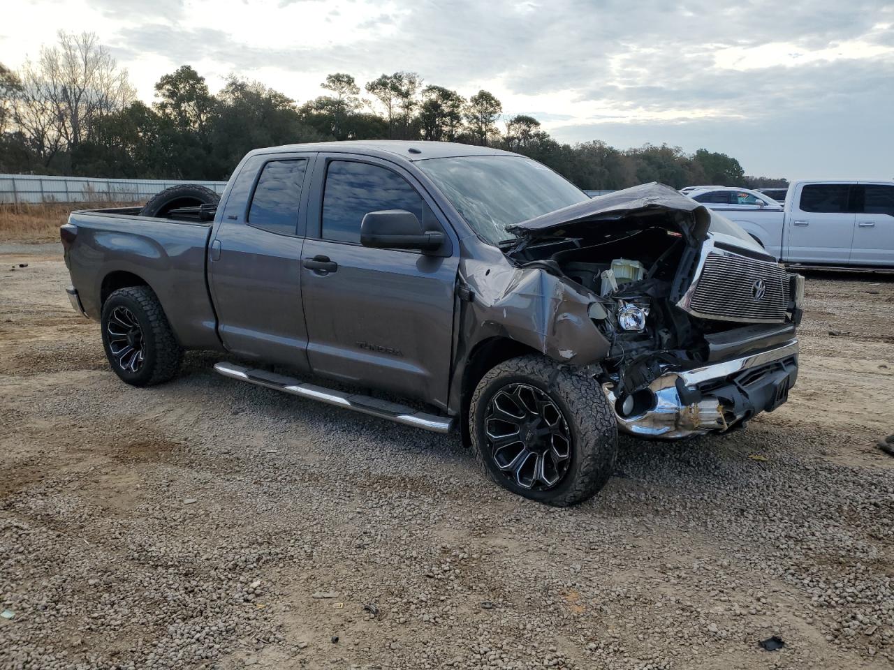 2013 Toyota Tundra - Image 4