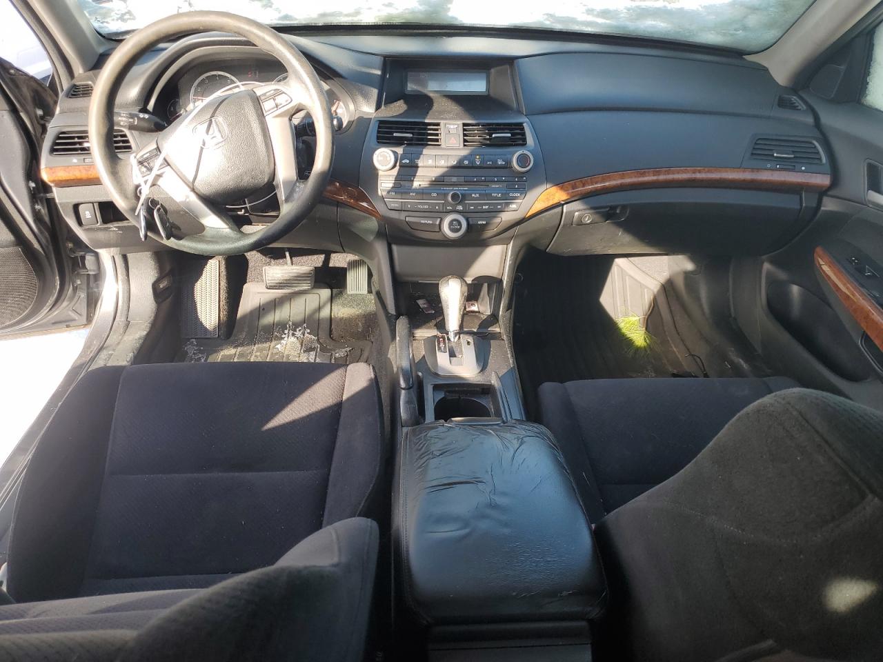 2012 Honda Accord - Image 8