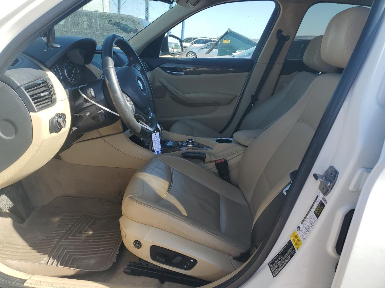 2015 BMW X1 - Image 7