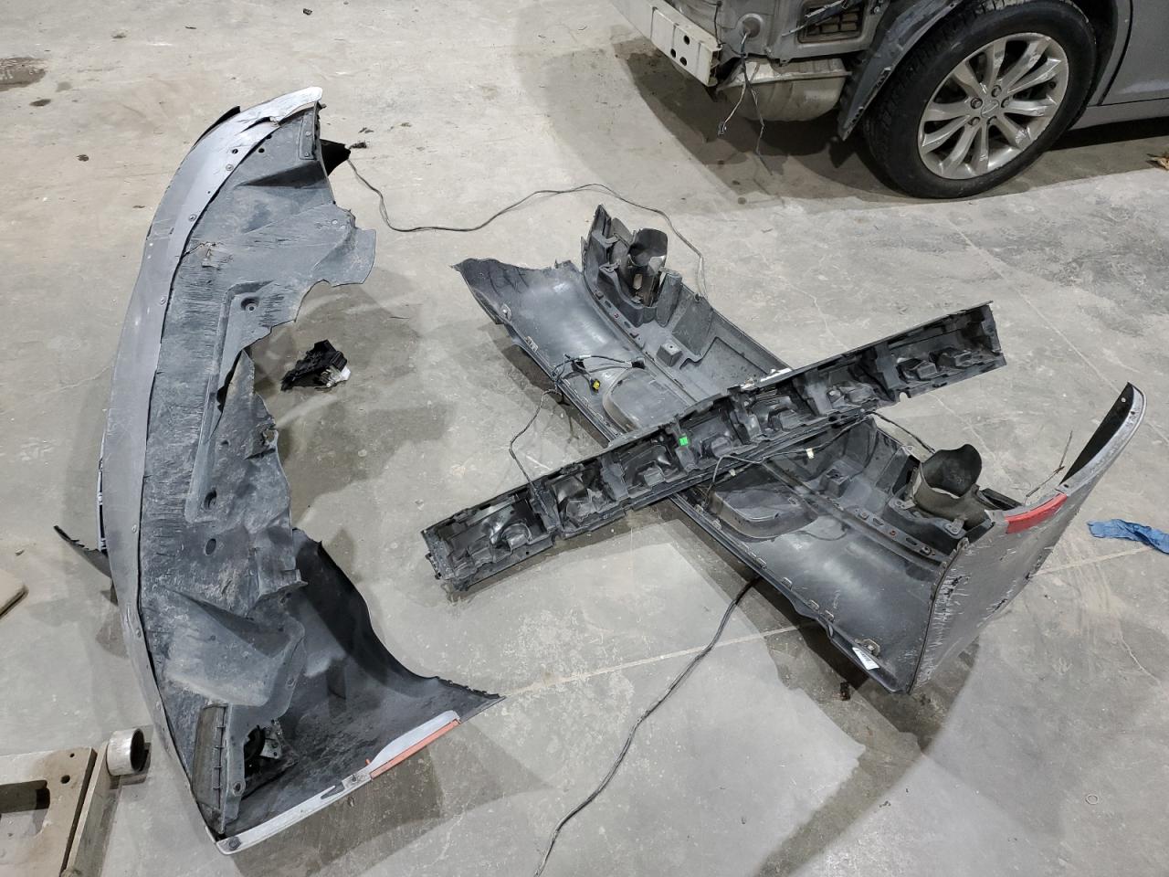 2018 Chrysler 300 Limited VIN: 2C3CCAKG5JH194613 Lot: 42116955