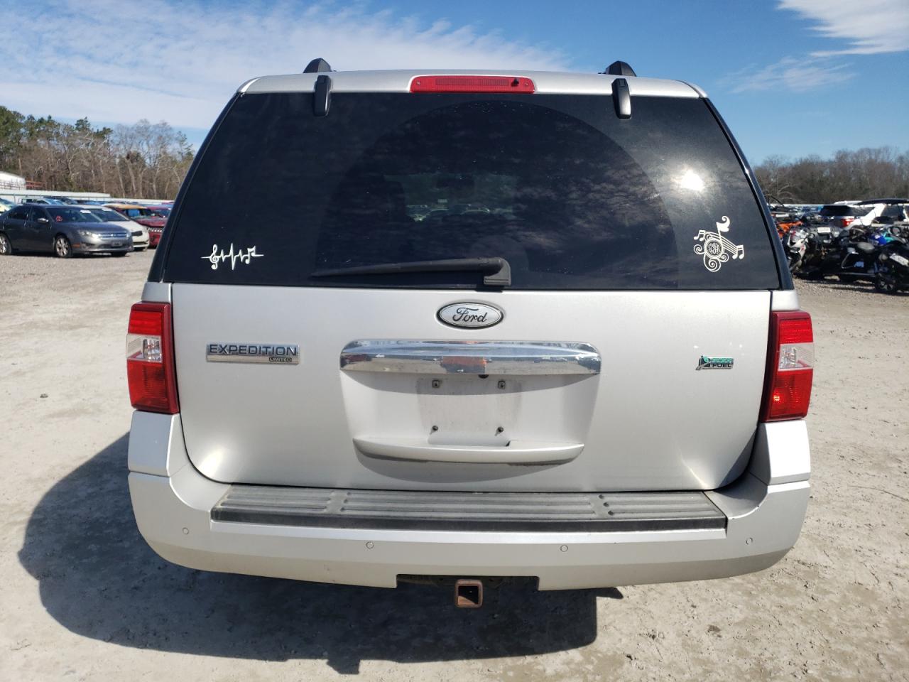 2012 Ford Expedition - Image 6