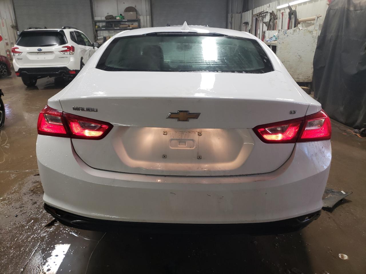 2023 Chevrolet Malibu - Image 6