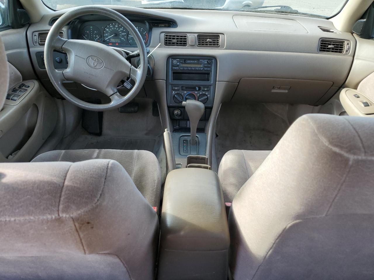 1998 Toyota Camry - Image 8