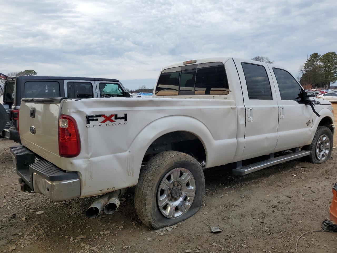 2011 Ford F350 - Image 3