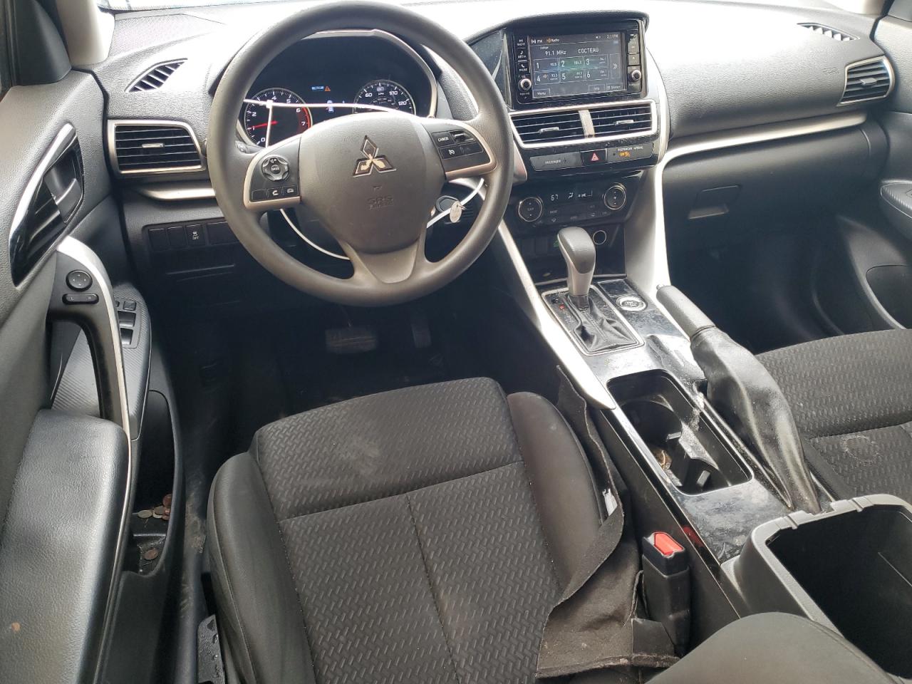 2019 Mitsubishi Eclipse - Image 8