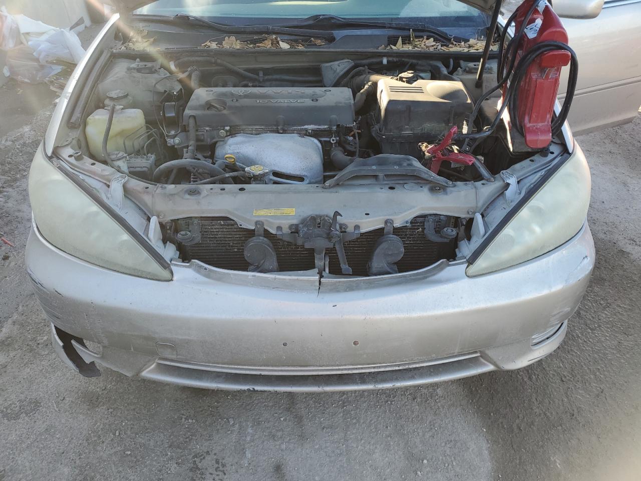 2006 Toyota Camry - Image 11
