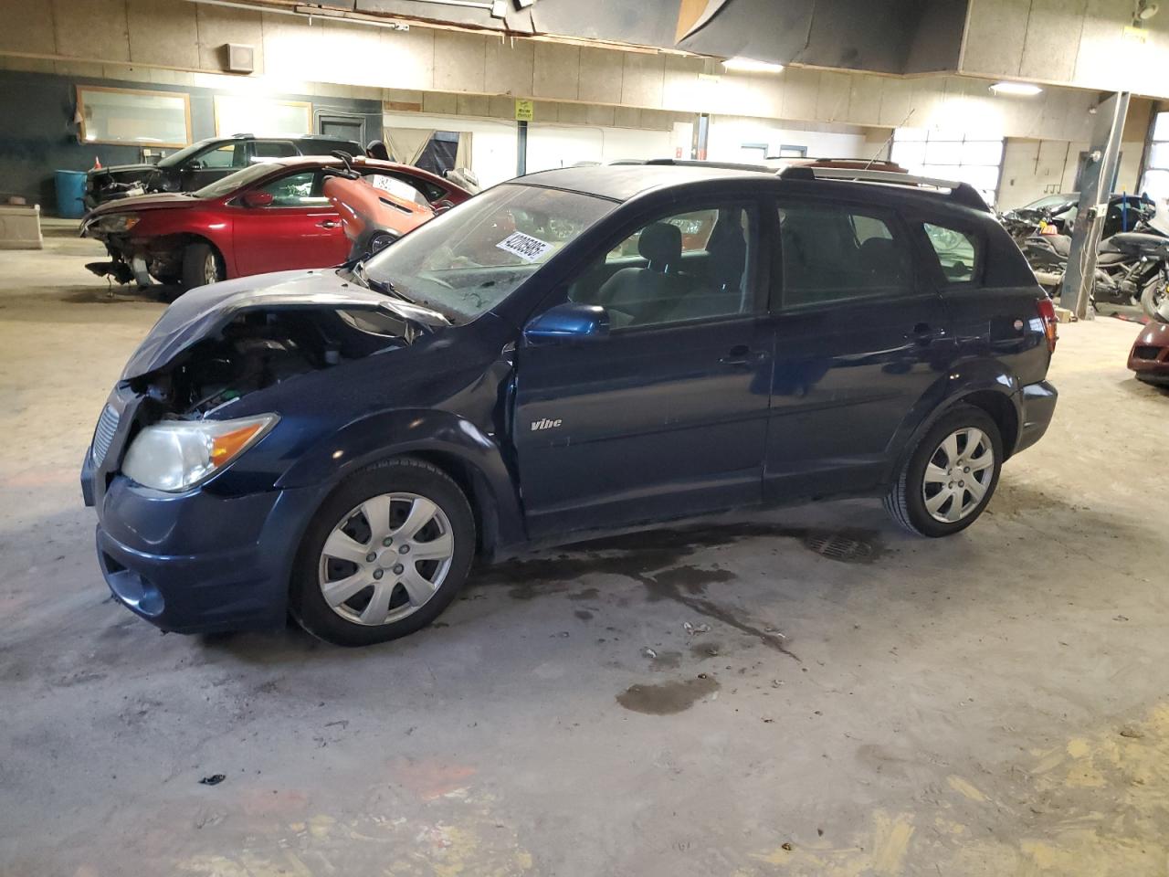 2005 Pontiac Vibe - Image 1