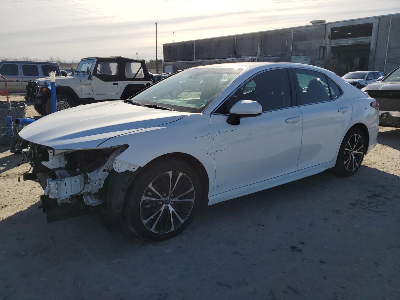 2018 Toyota Camry - Image 1