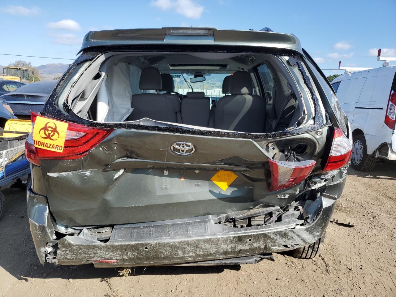 2019 Toyota Sienna - Image 6
