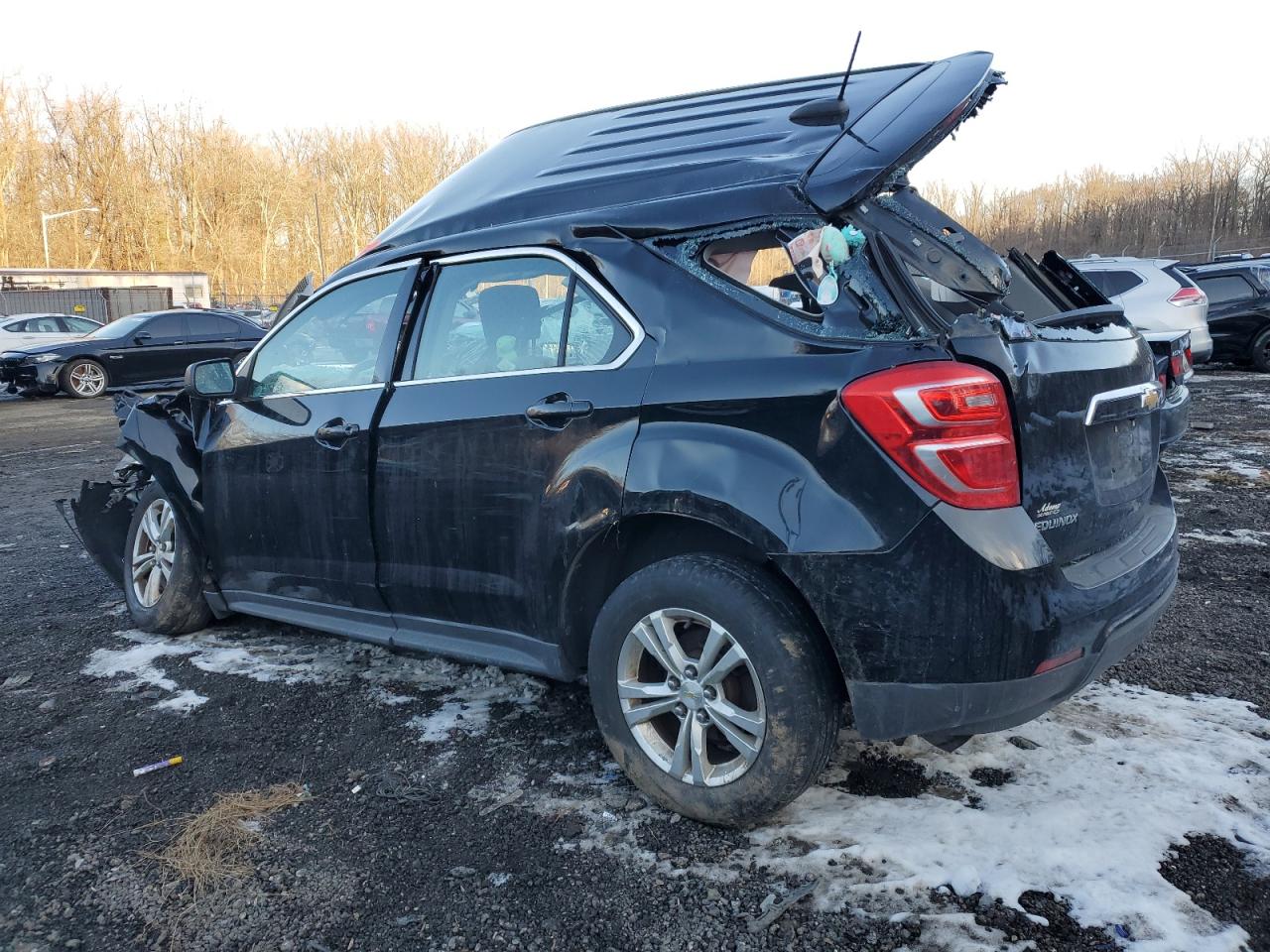 2017 Chevrolet Equinox - Image 2