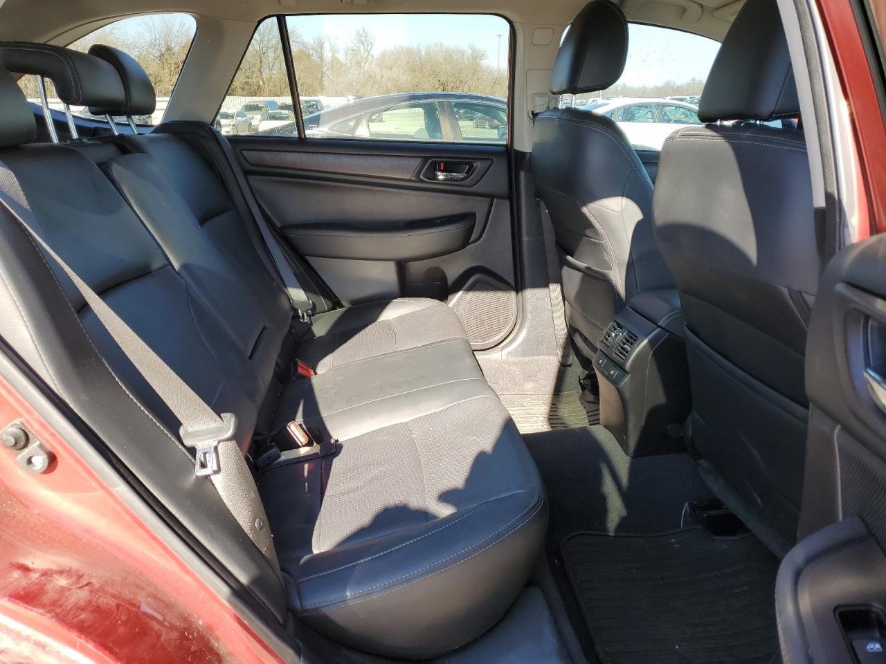 2017 Subaru Outback - Image 11