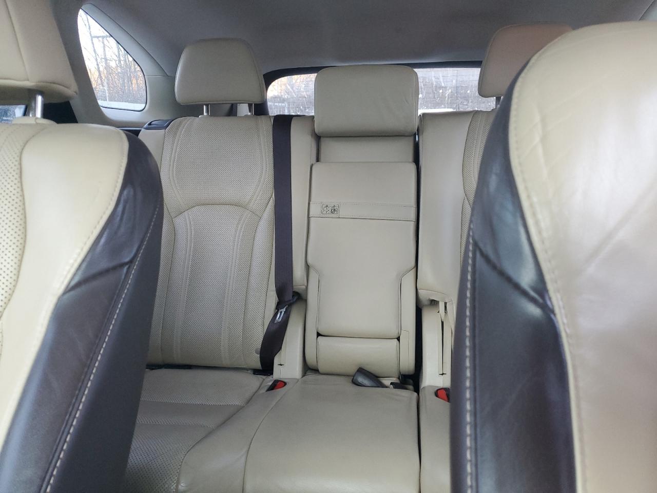 2019 Lexus RX - Image 10
