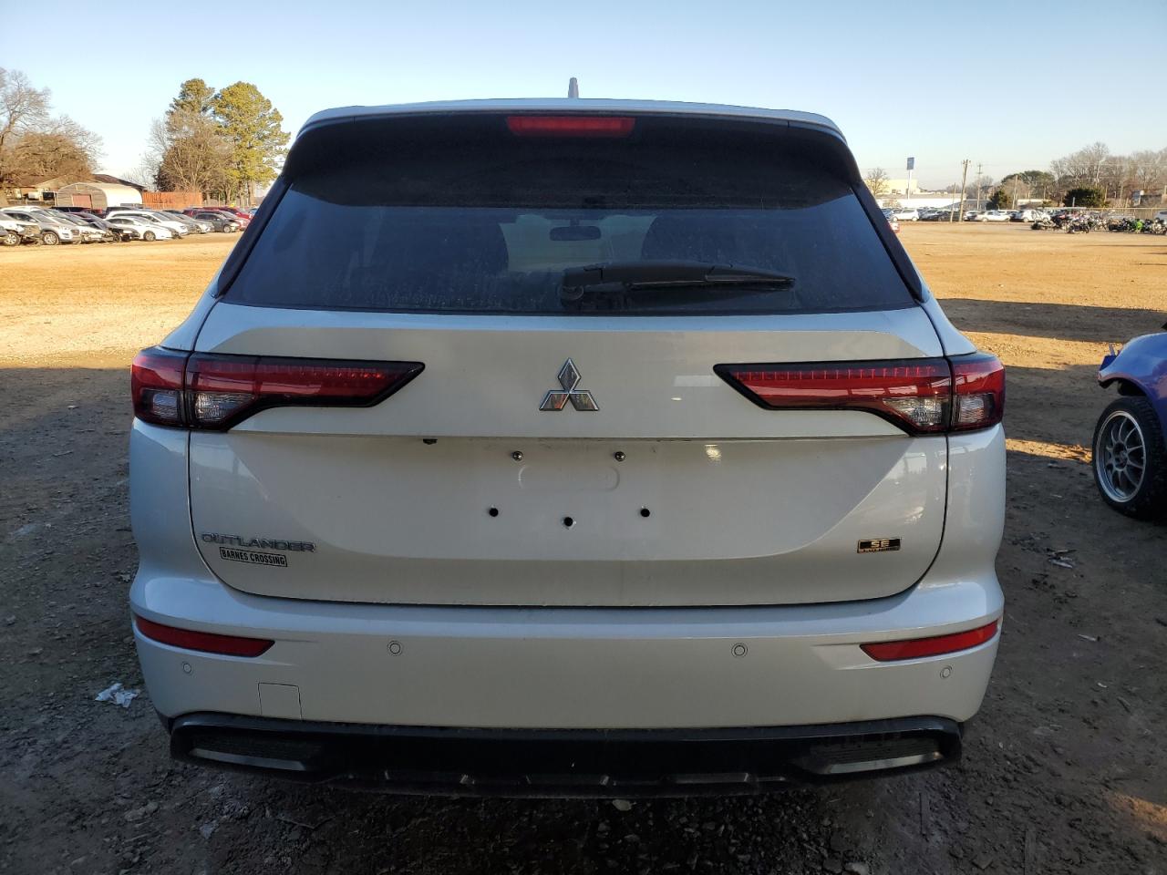 2024 Mitsubishi Outlander - Image 6
