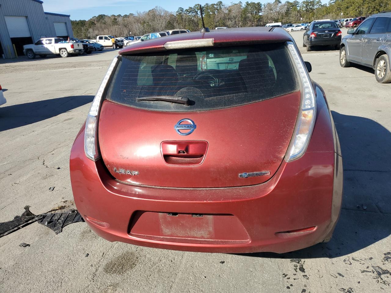 2015 Nissan Leaf - Image 6