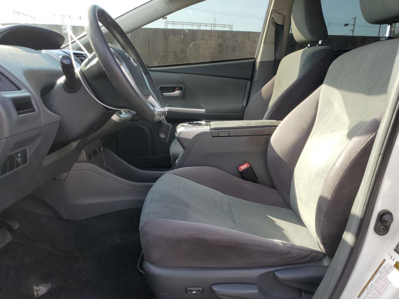 2012 Toyota Prius - Image 7