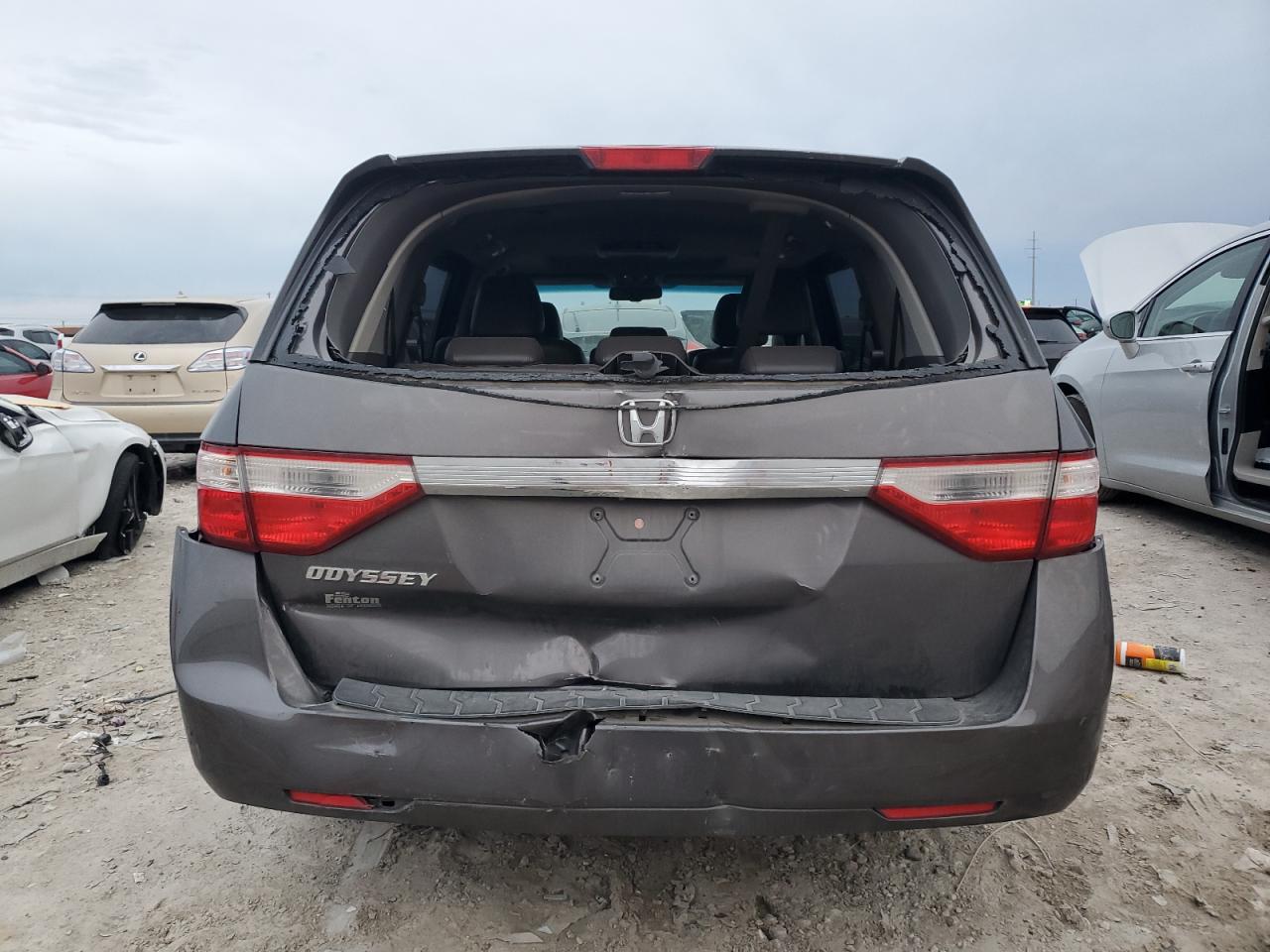 2012 Honda Odyssey - Image 6