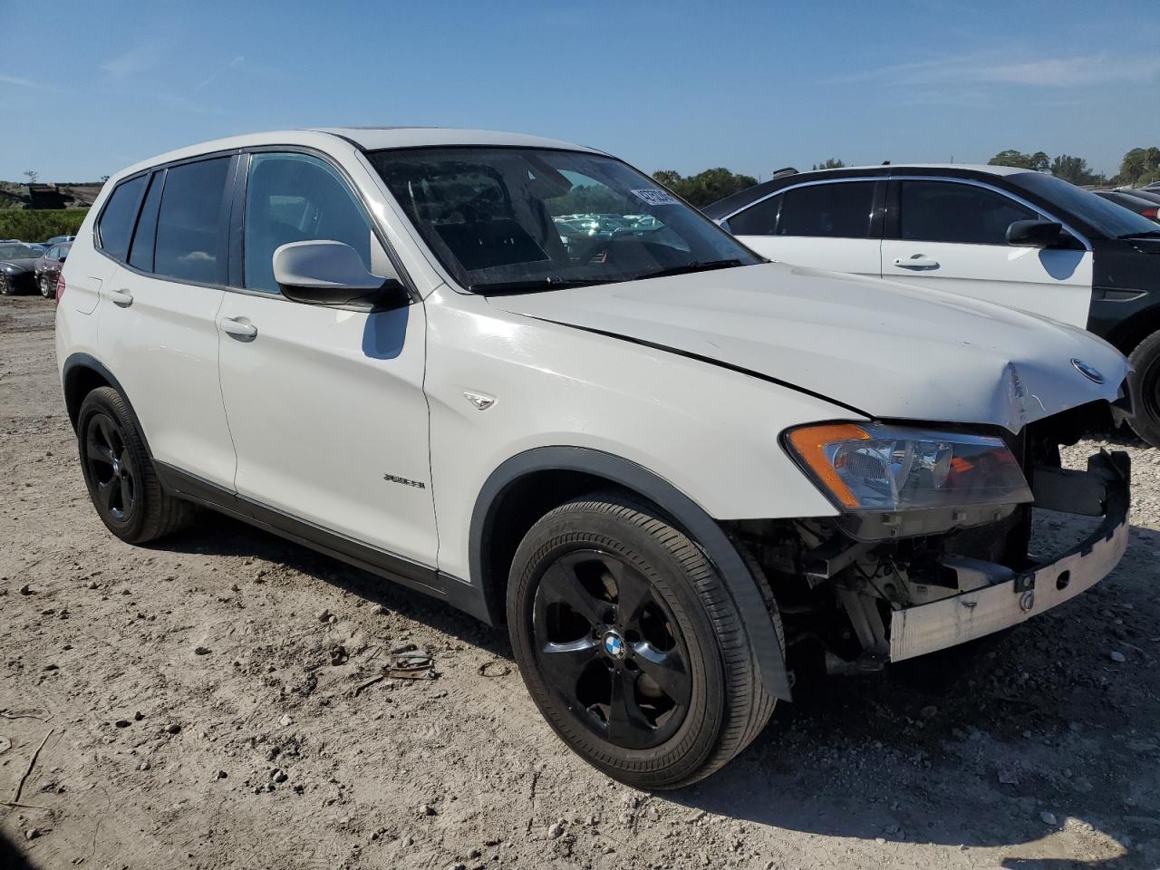 2011 BMW X3 - Image 4