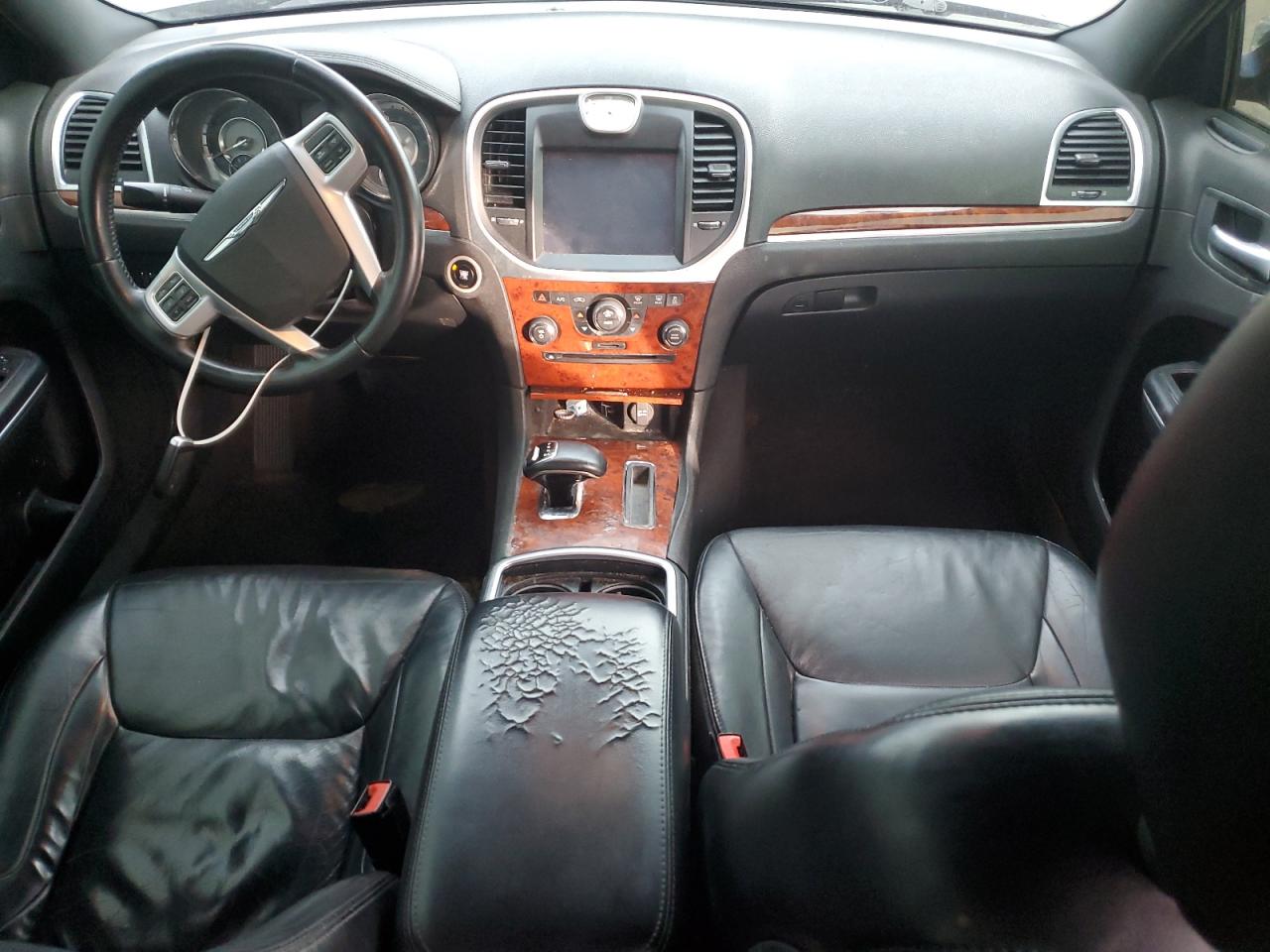 2014 Chrysler 300 - Image 8