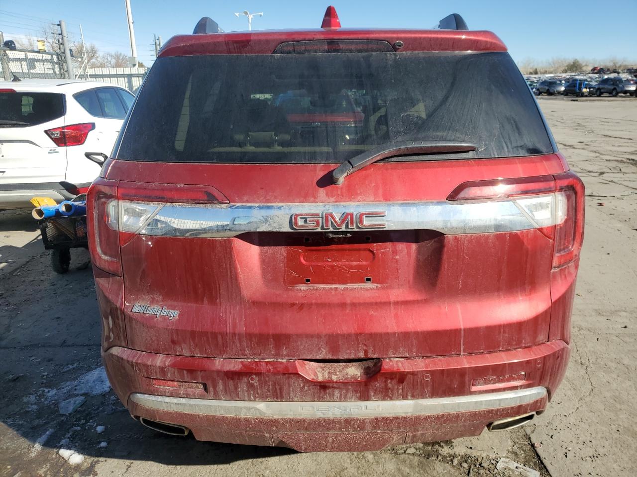 2022 GMC Acadia - Image 6