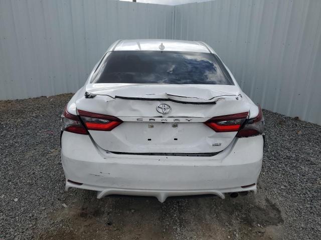  TOYOTA CAMRY 2021 White