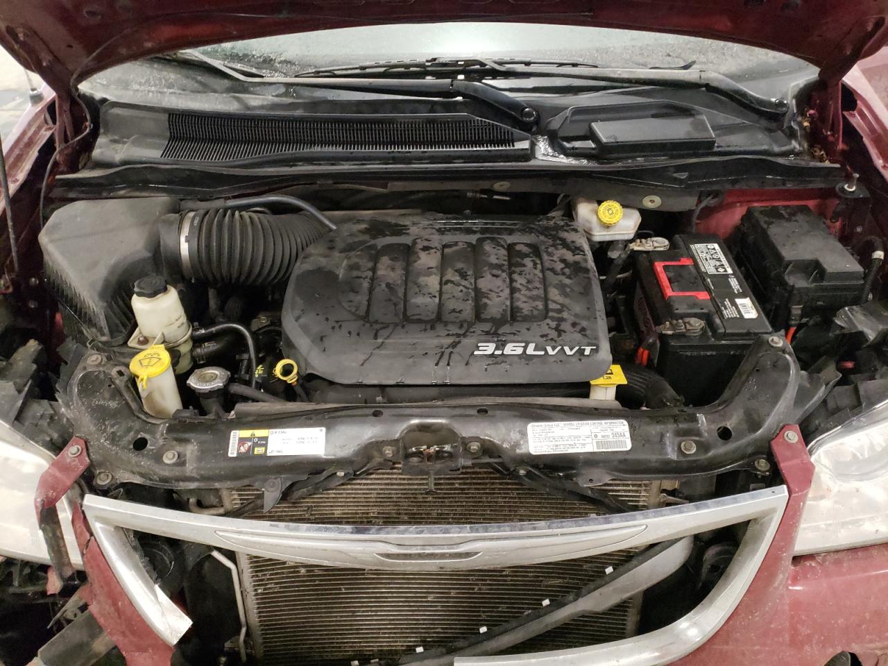 2013 Chrysler Town & Country - Image 14