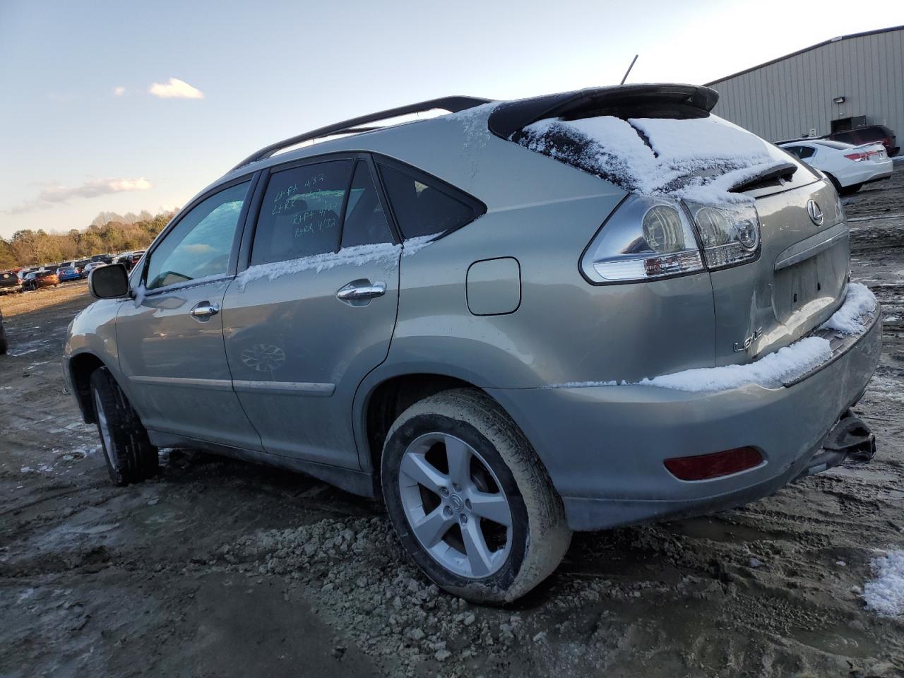 2005 Lexus RX - Image 2